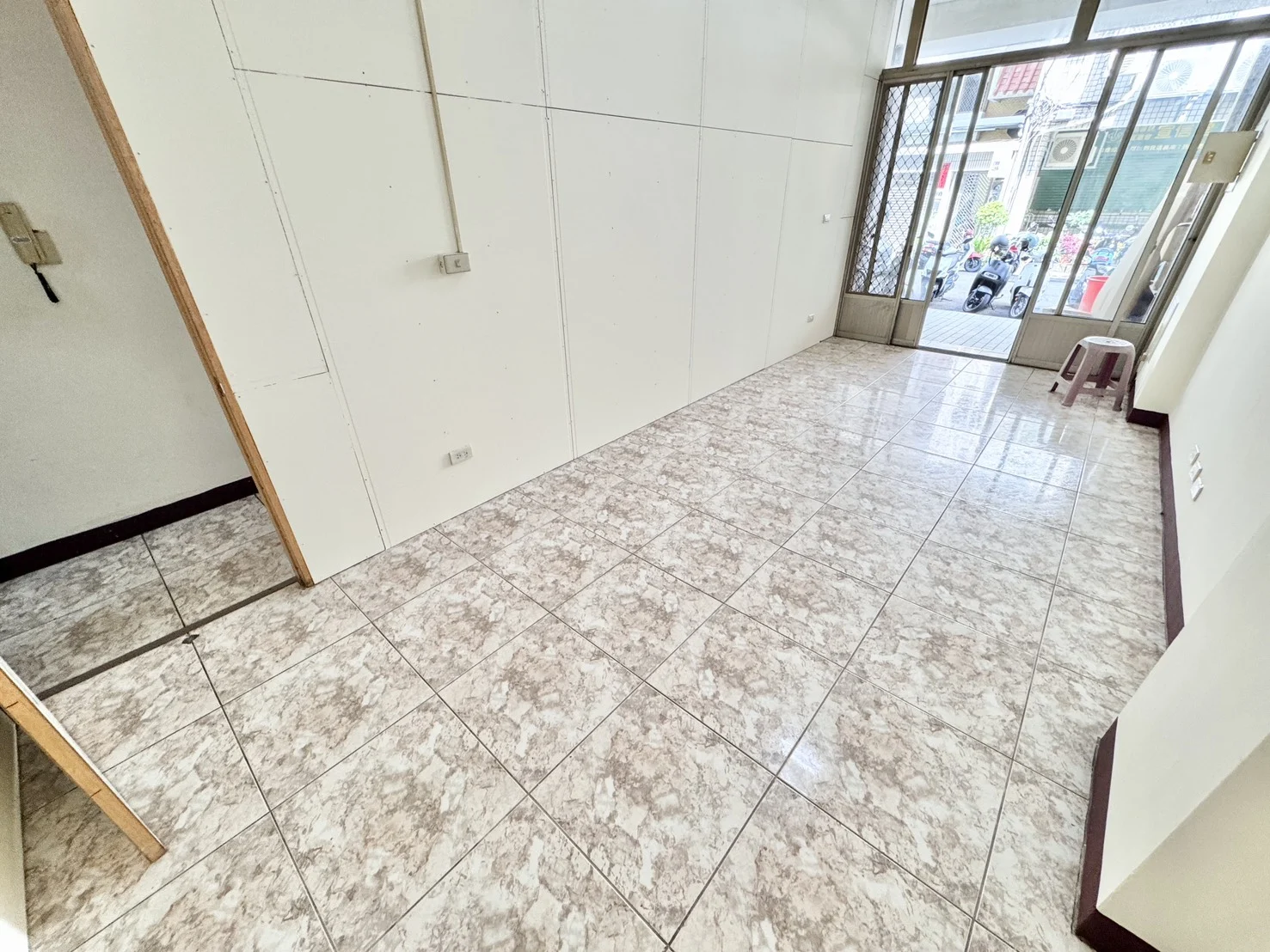 S 40698790 0