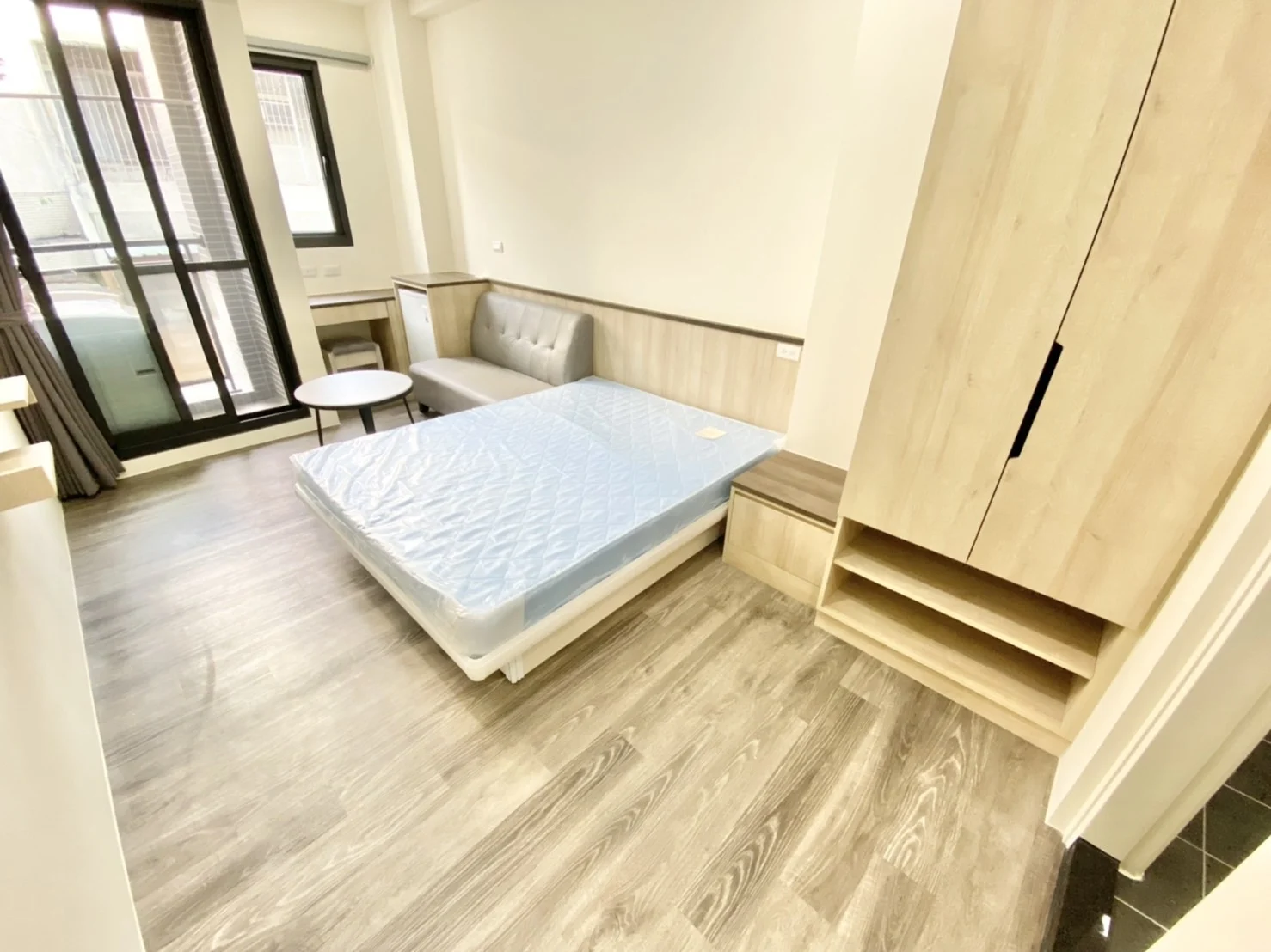 S 40674601 0