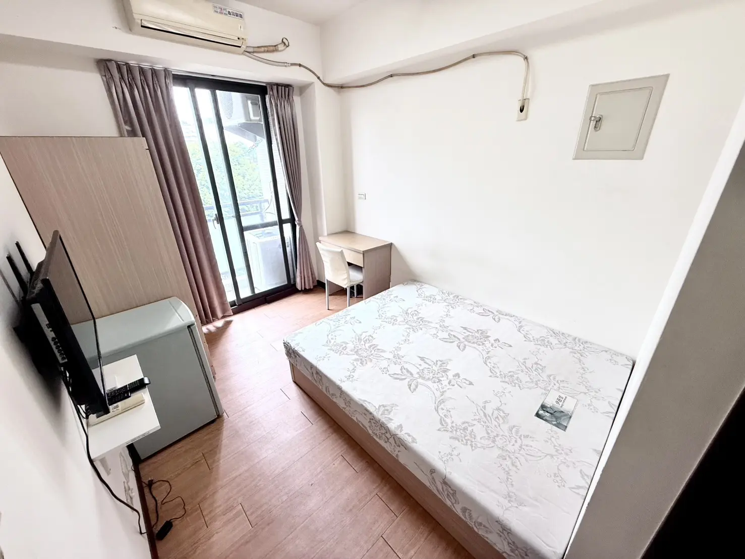 北區 美德街3*號（電梯透天）