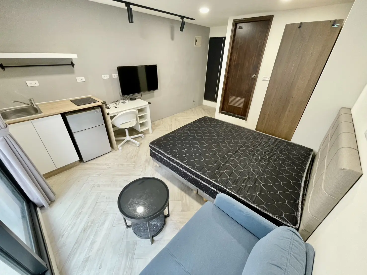 S 72999008 0