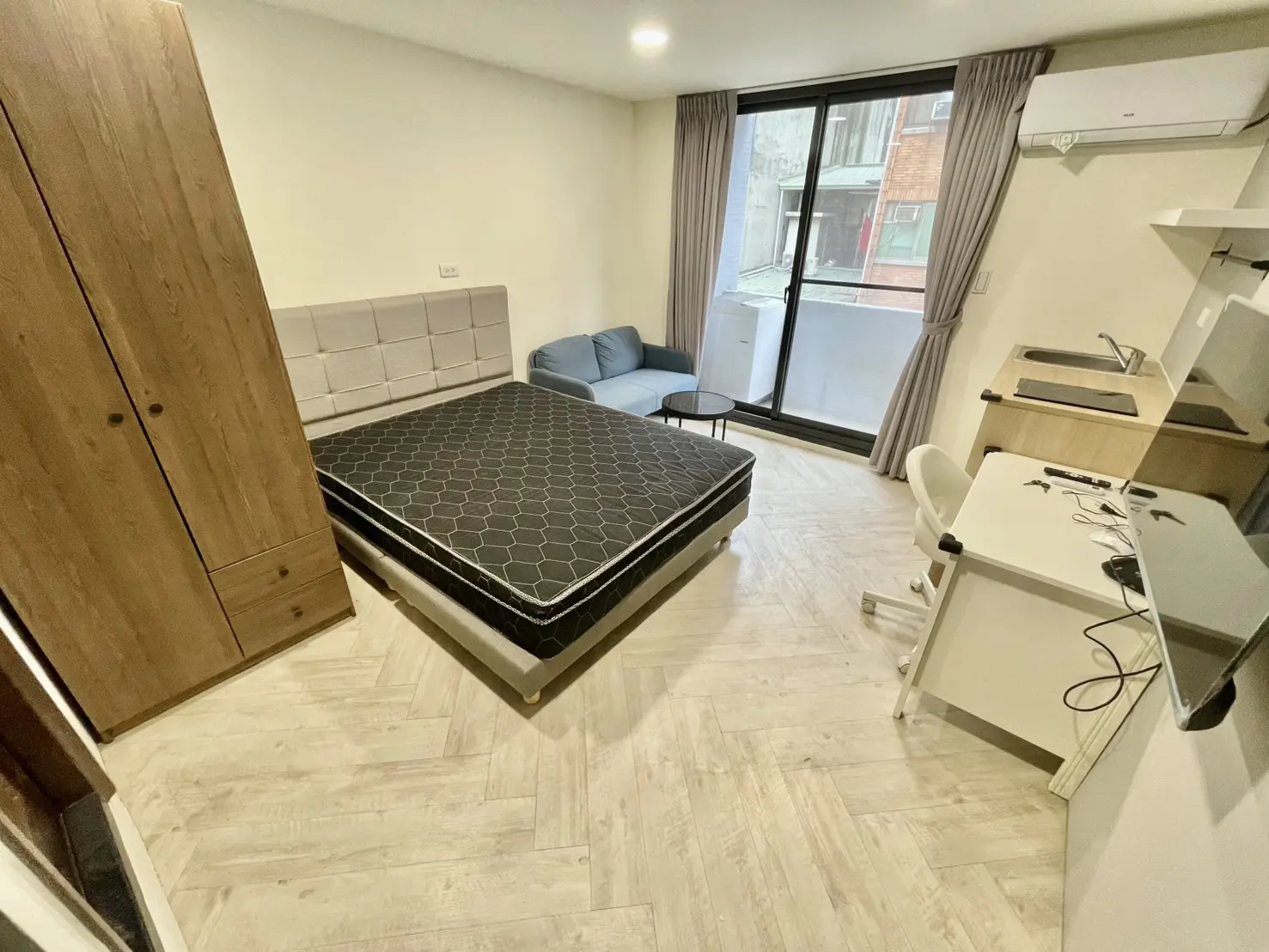 S 72999006 0
