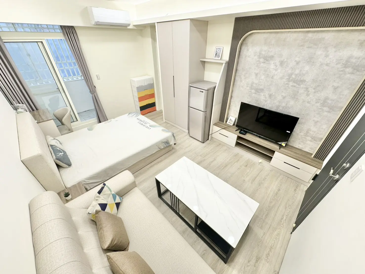 S 46301892 0