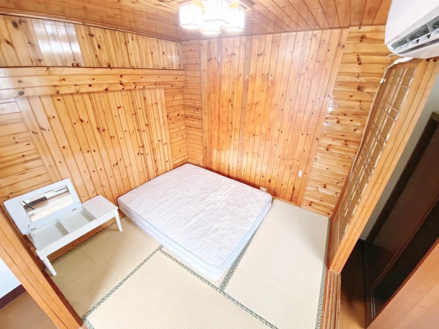 S 72835241 0