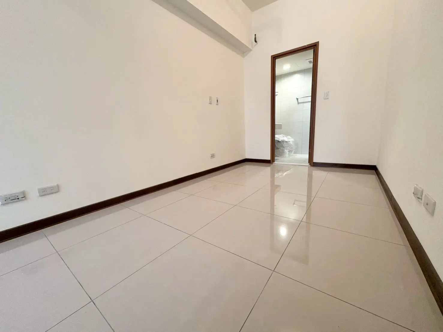 S 39059516 0