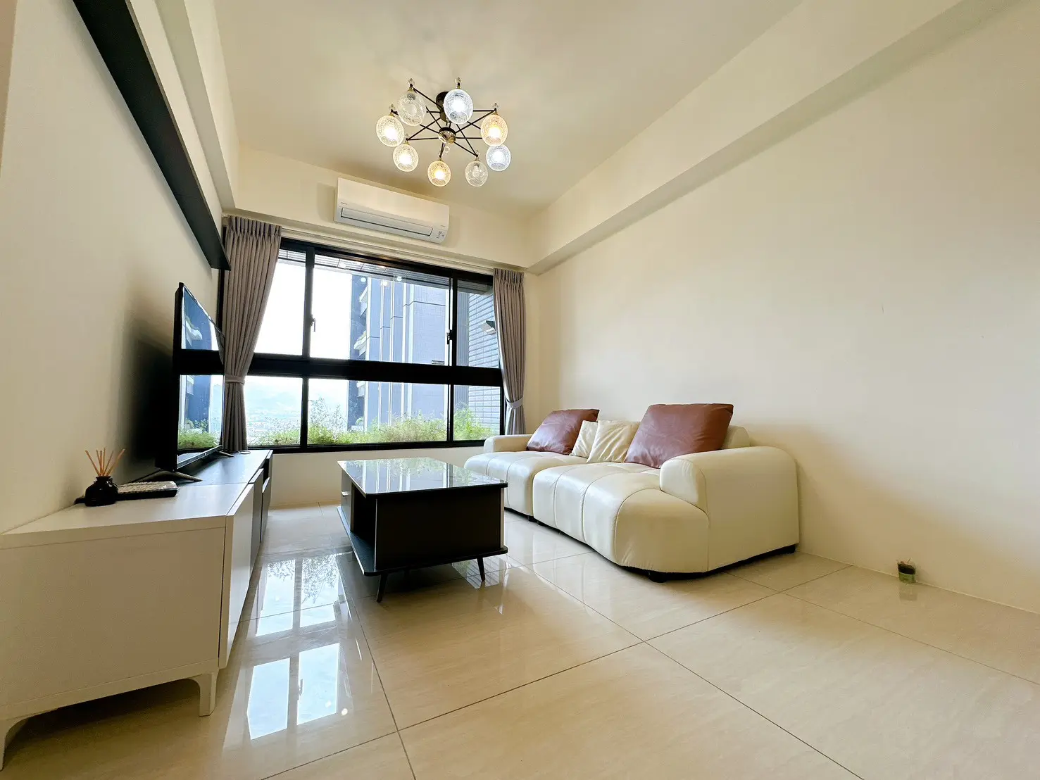 827b5ddb 97b9 4504 Bb3d 5e2924e8cc9b 0