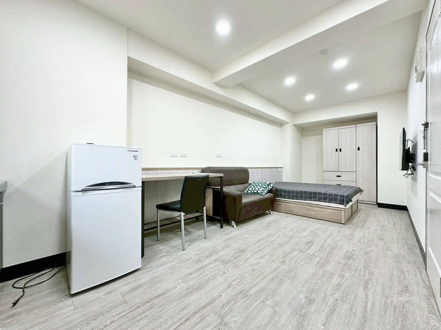 C北區 青島東街5*號(電梯大樓)