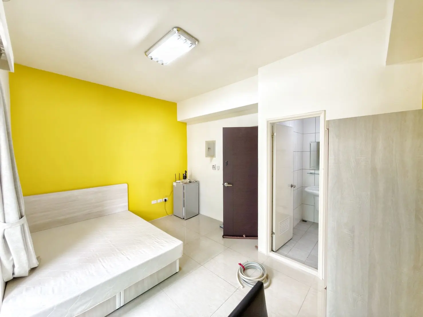 82ff5a1e 6892 41be Ad12 3e044191f74b 0 0