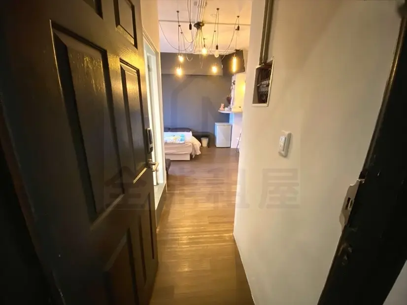 S 176455762 0