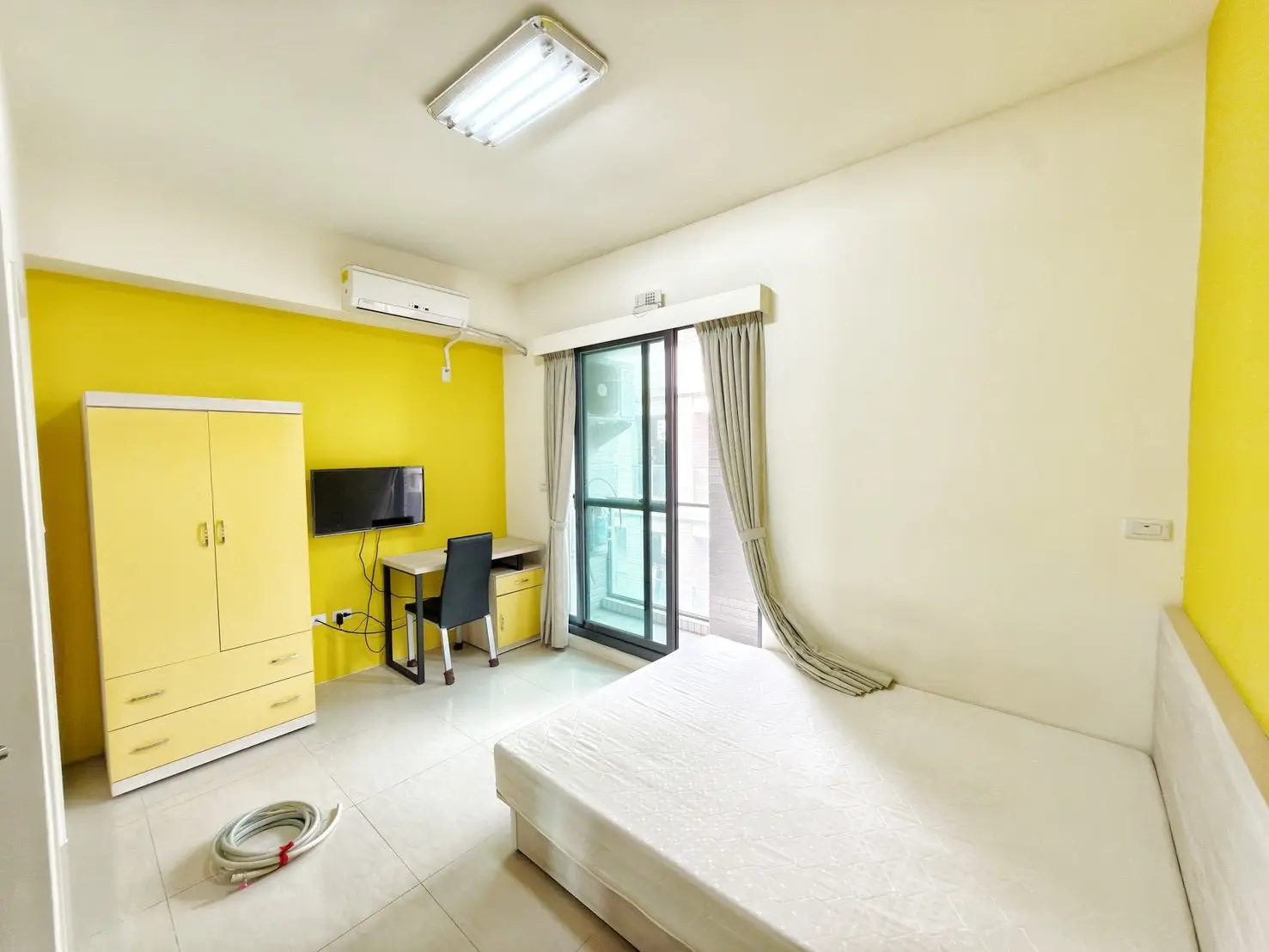 09558cfd C777 46f4 8592 520ca25ef684 0 0