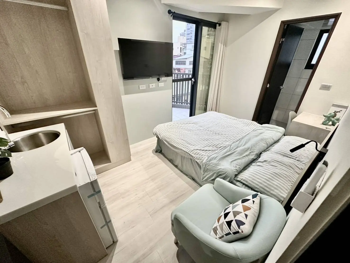 C北區 進化北路280巷21弄*號(電梯透套)