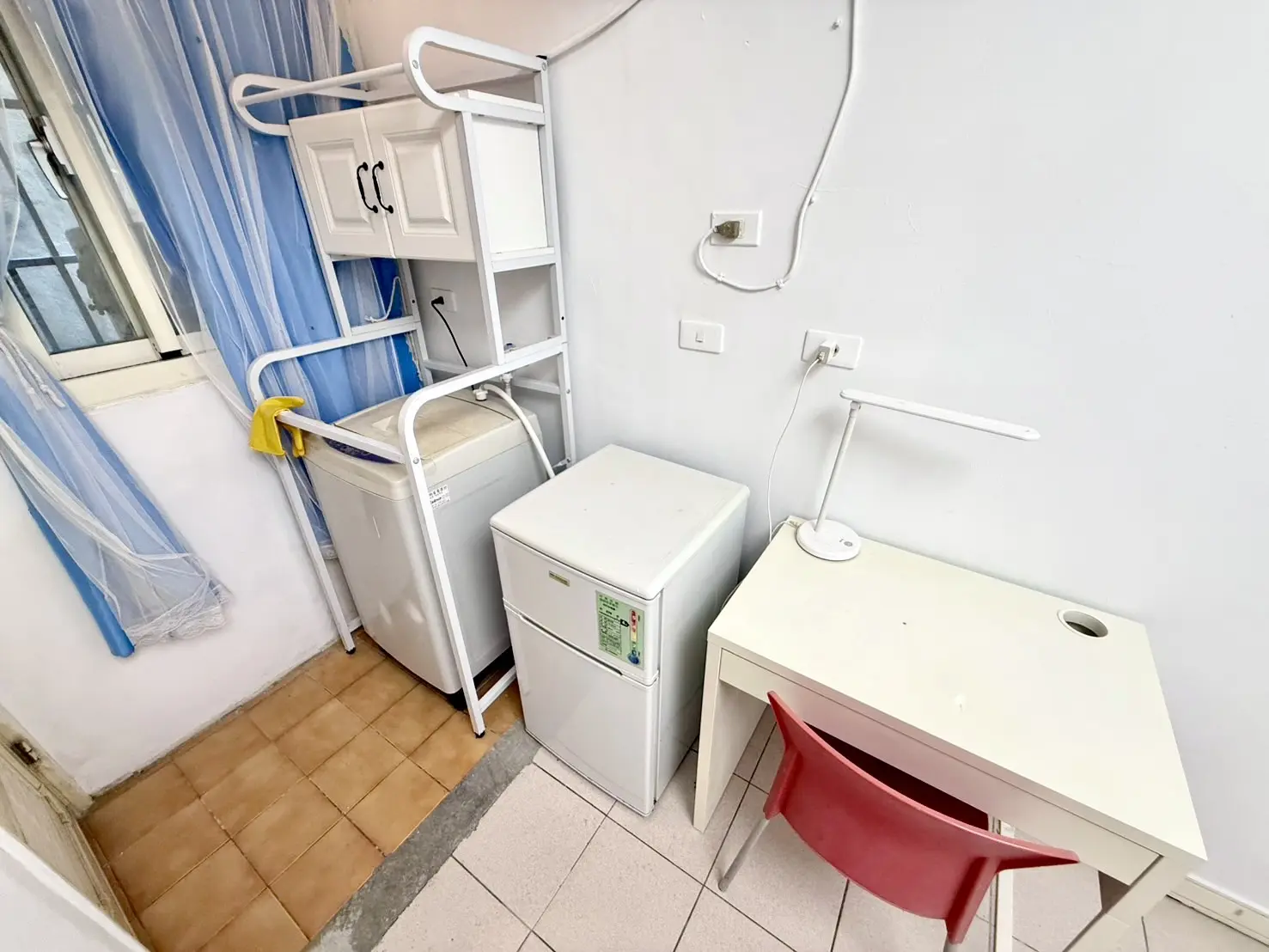S 10567727 0