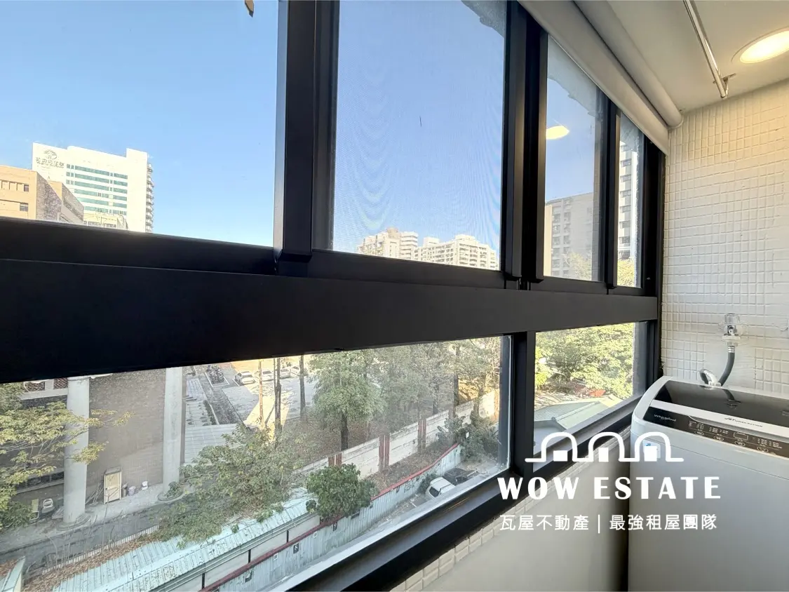 S 35594330 0