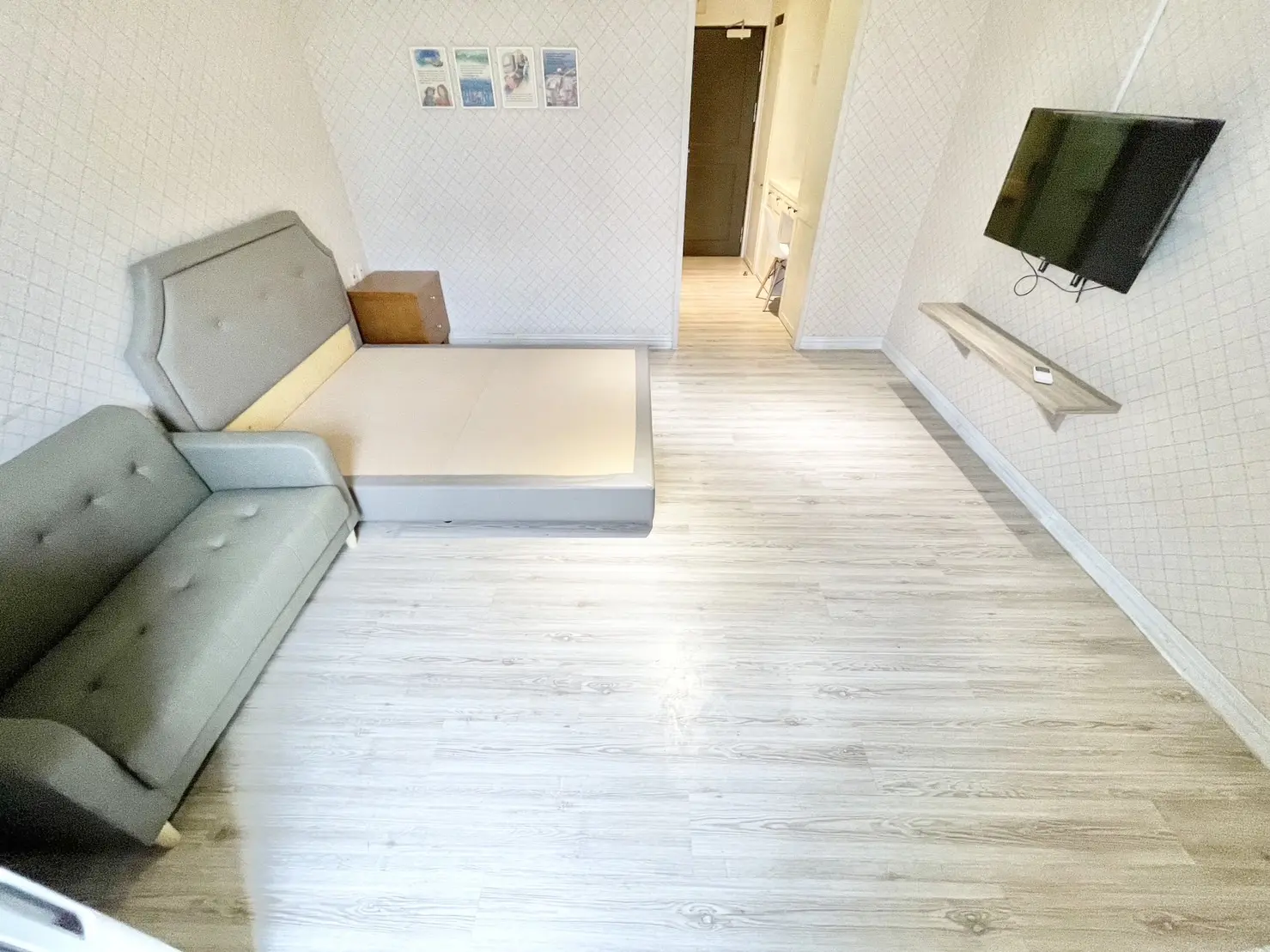 S 49053749 0