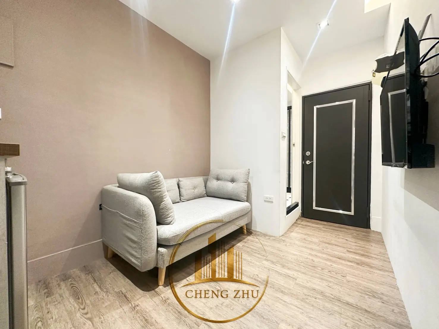 S 61792601 0