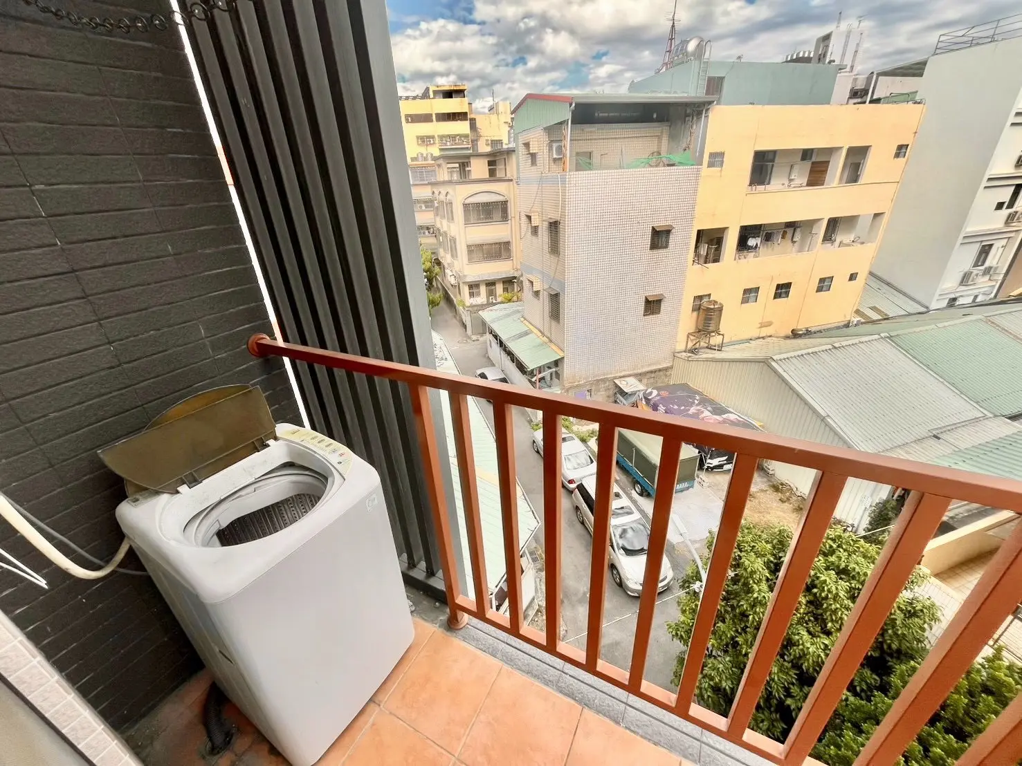 S 556286023 0