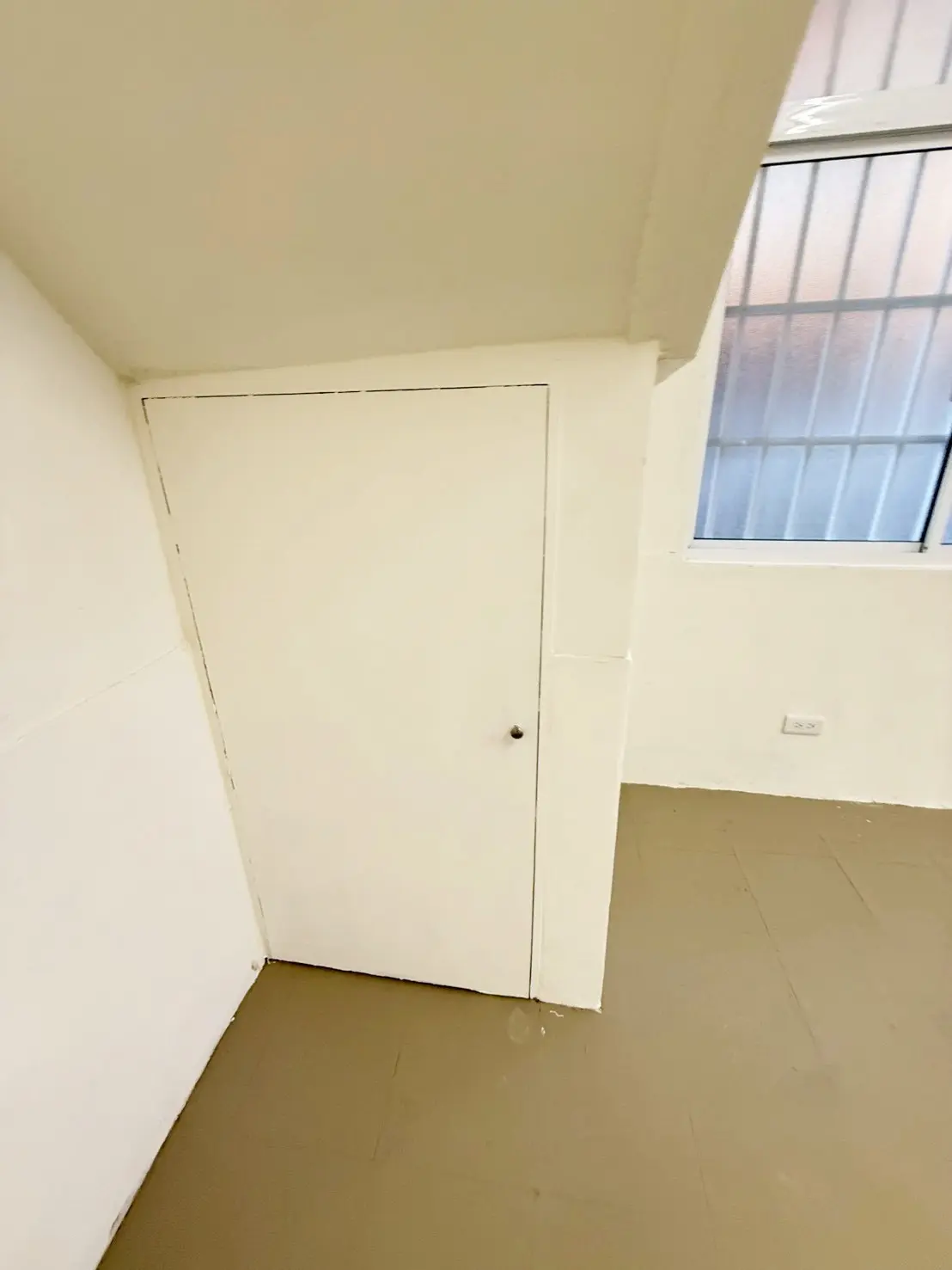 Line Album 南區一樓店面出租 260428 23 0