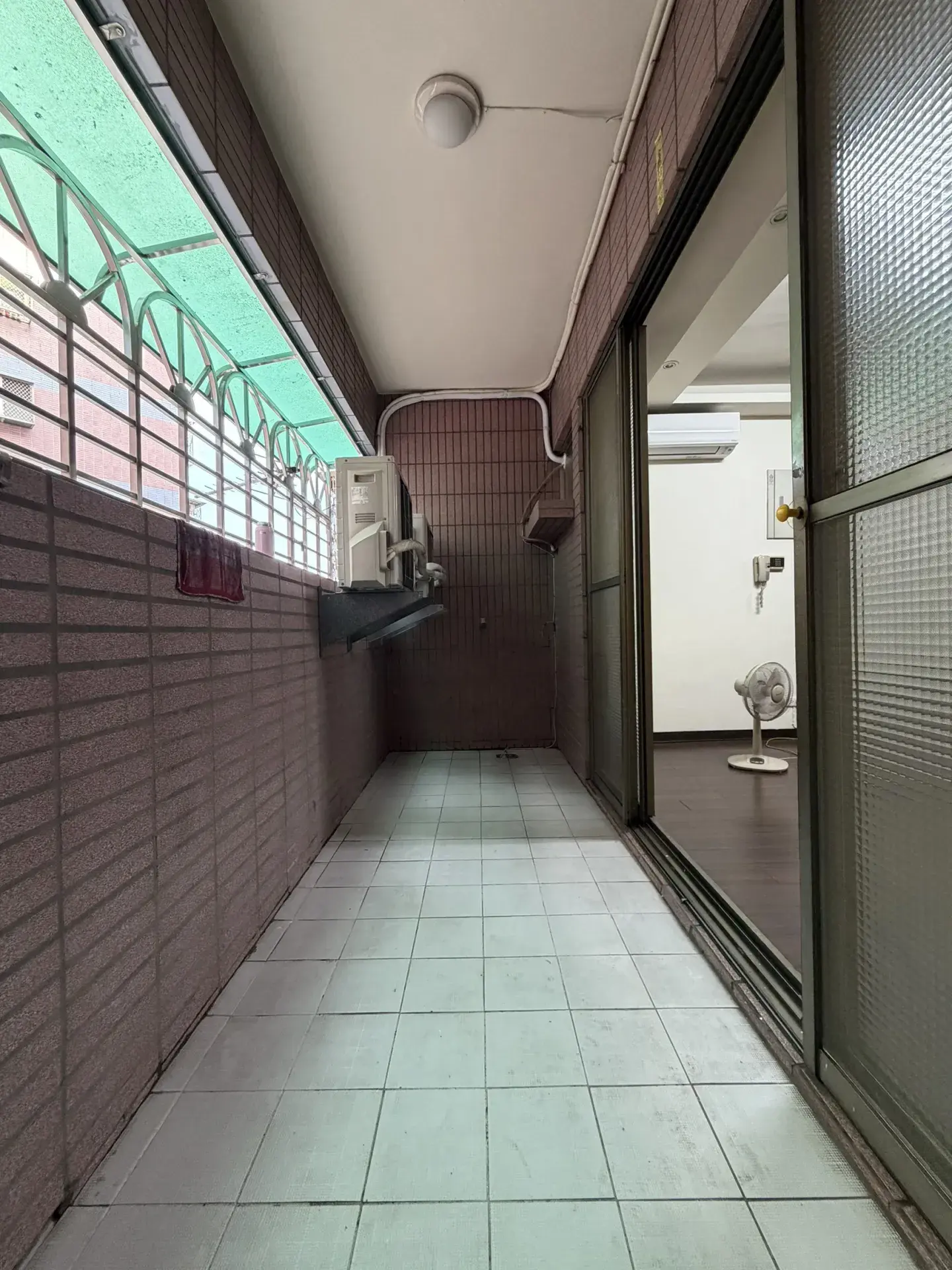 S 68730935 0