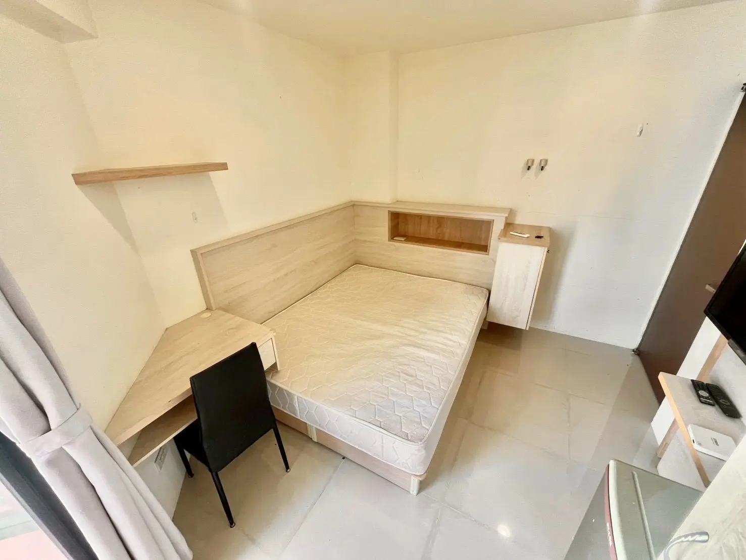 S 556286019 0