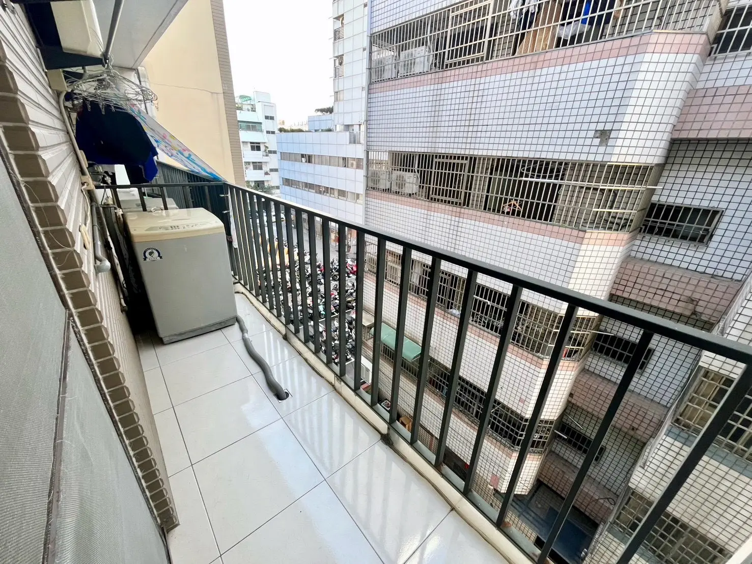 S 587006009 0