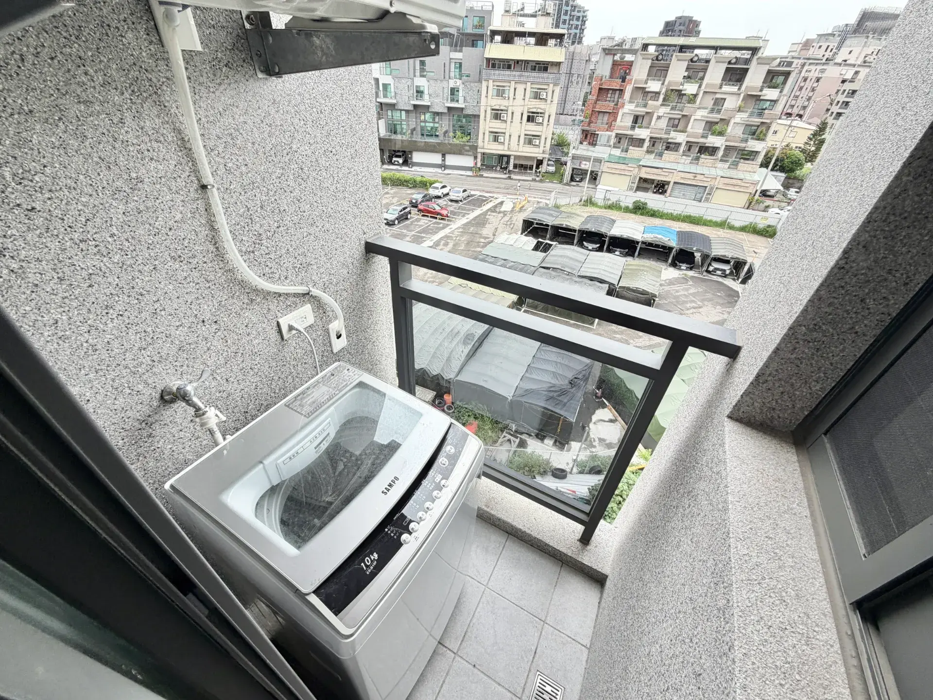 S 218423321 0