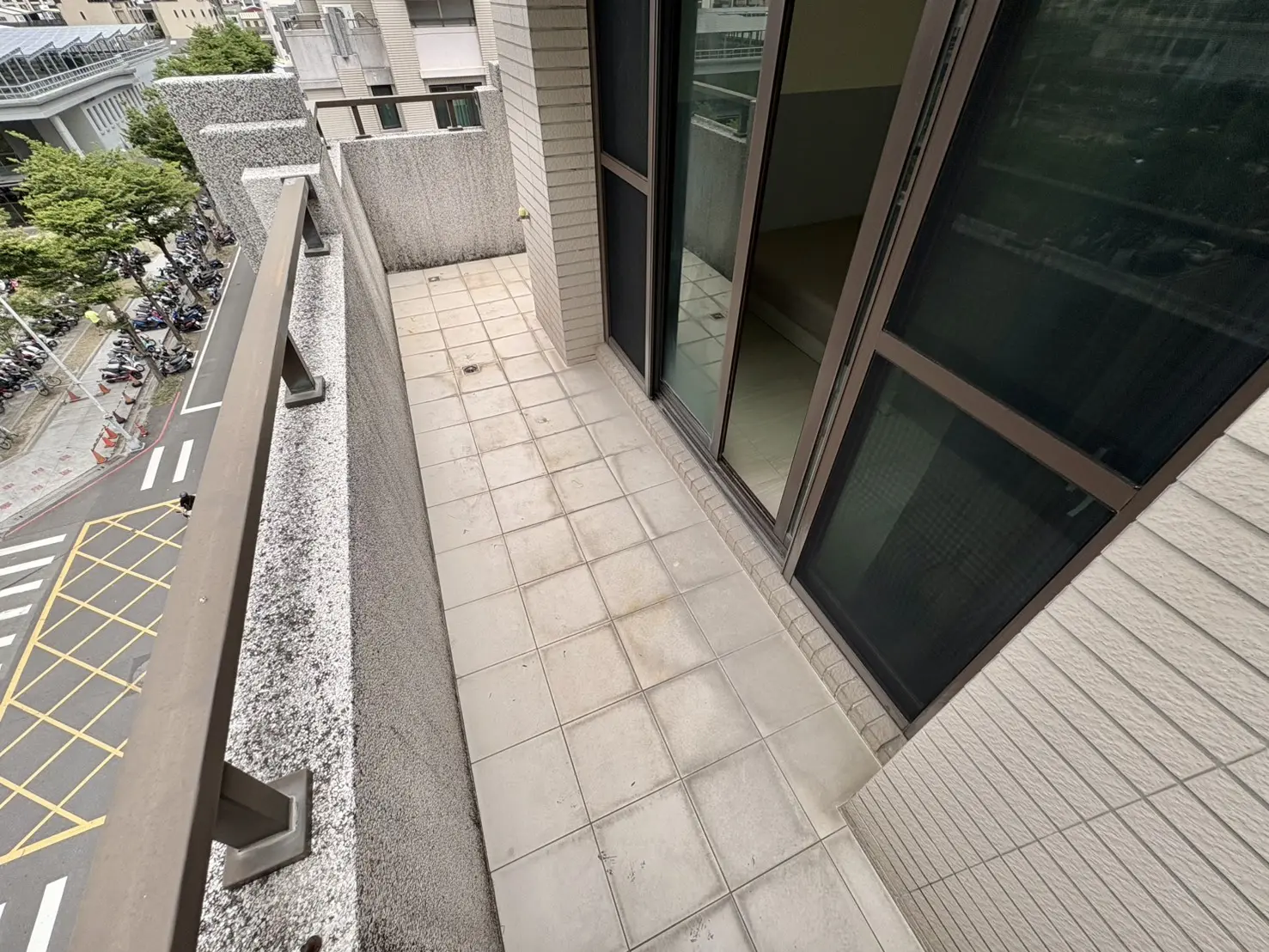 S 40829030 0