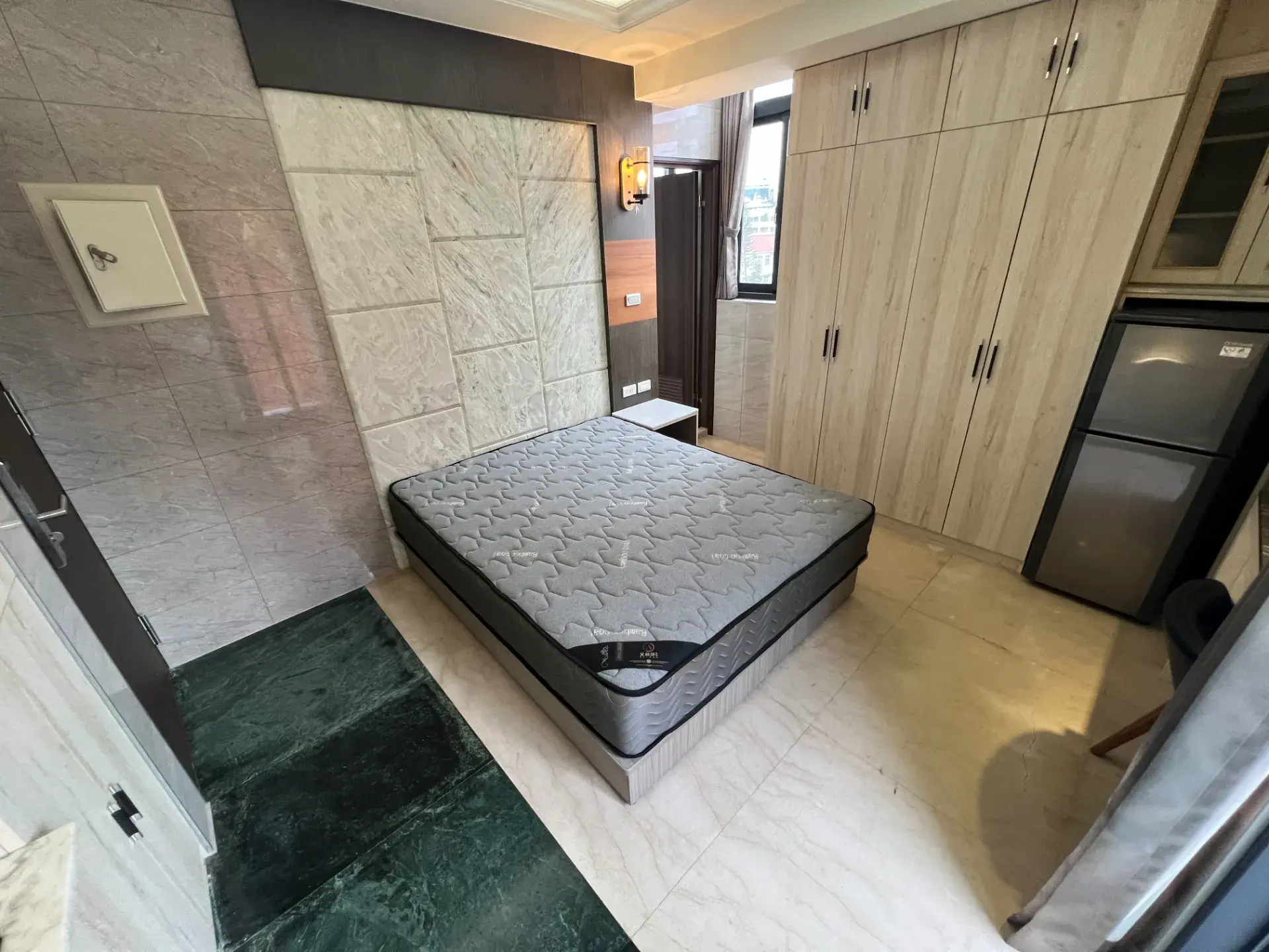 S 90923055 0