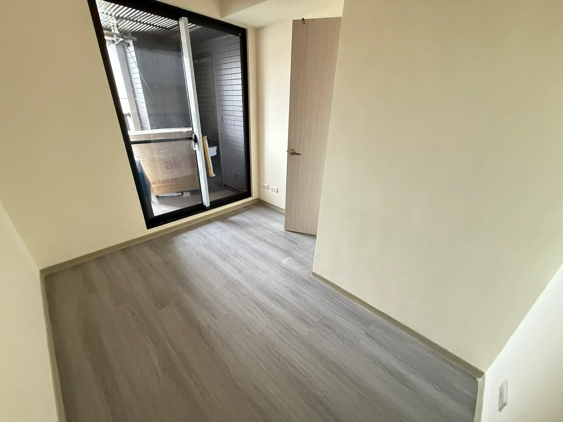 S 507805759 0
