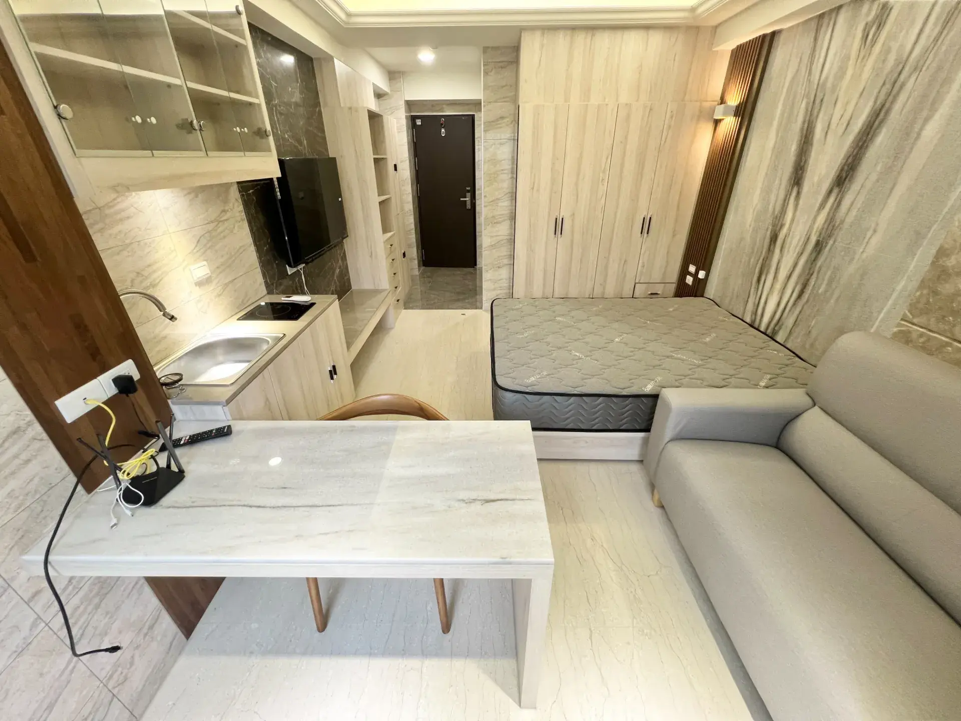 S 90923045 0