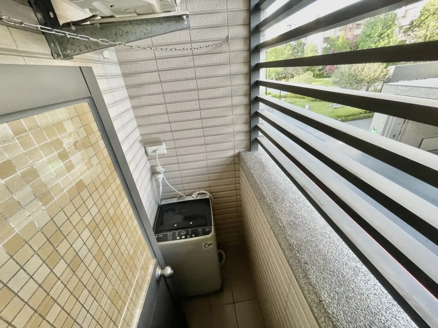 S 145727532 0