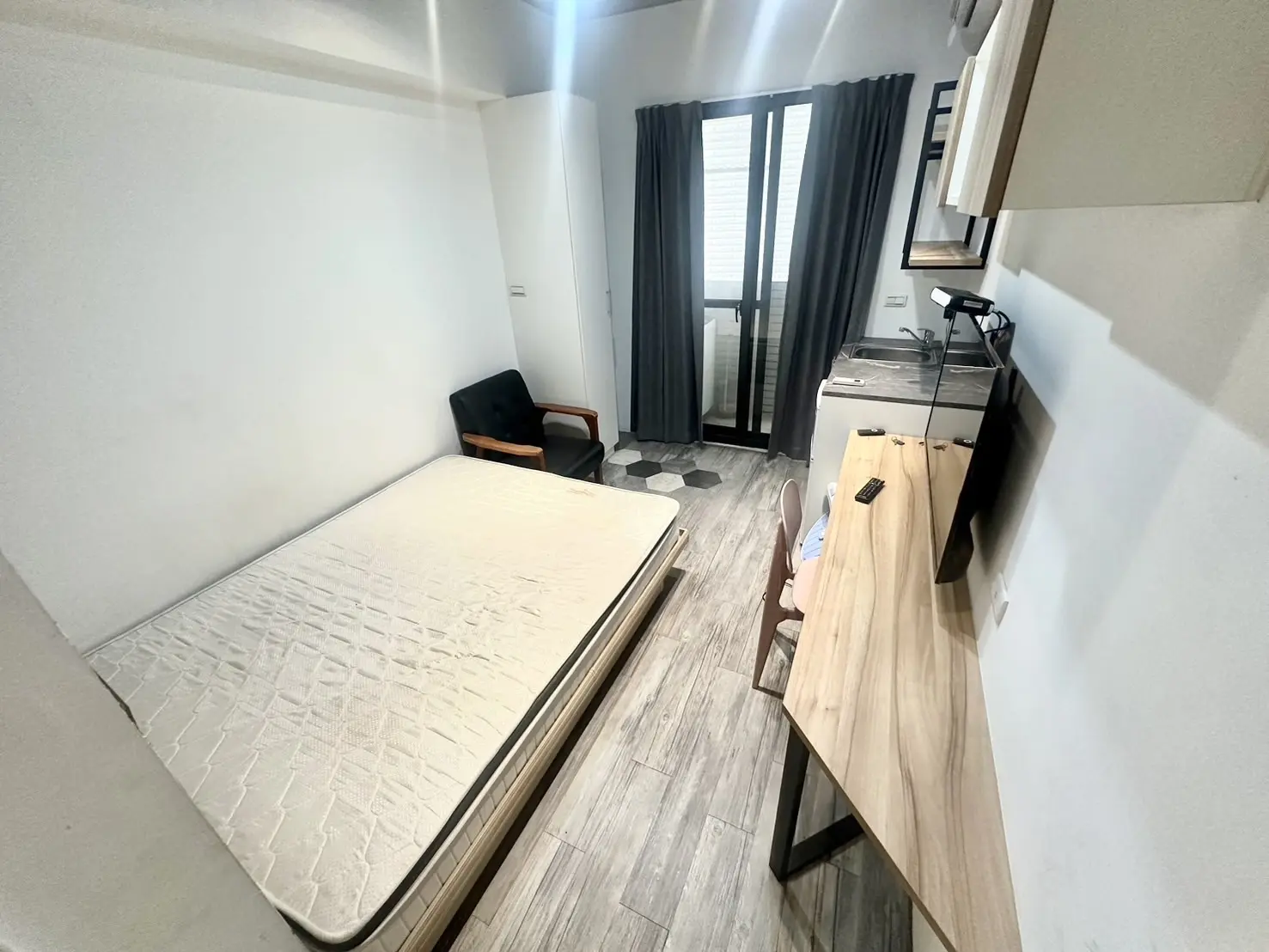 S 46678259 0
