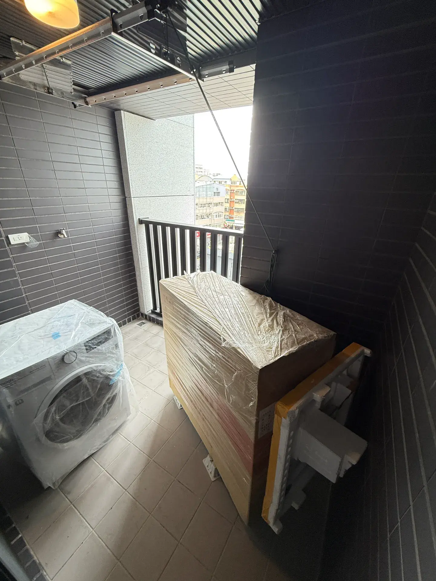 S 507805760 0