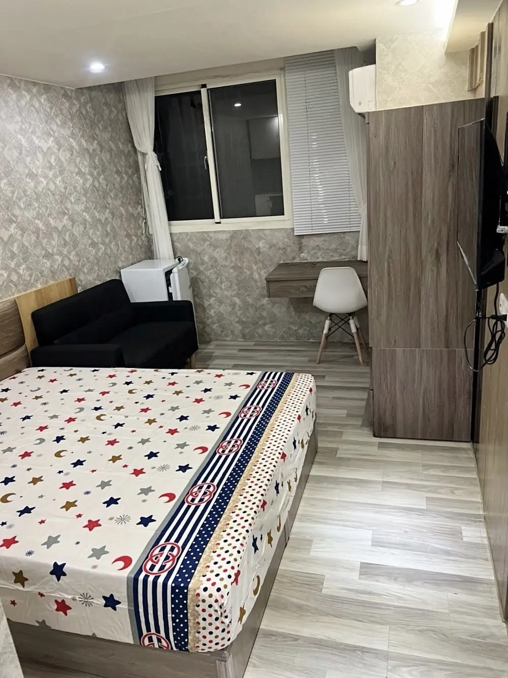 S 230817962 0
