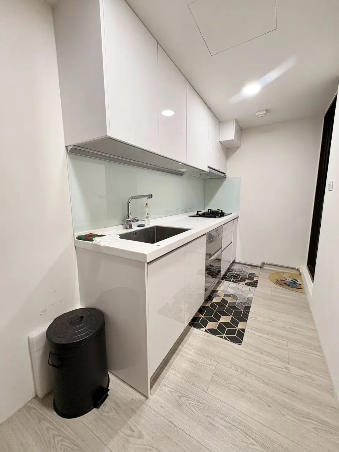S 43171857 0