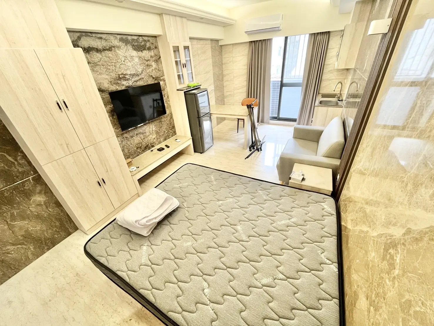 中區 平等街2*號