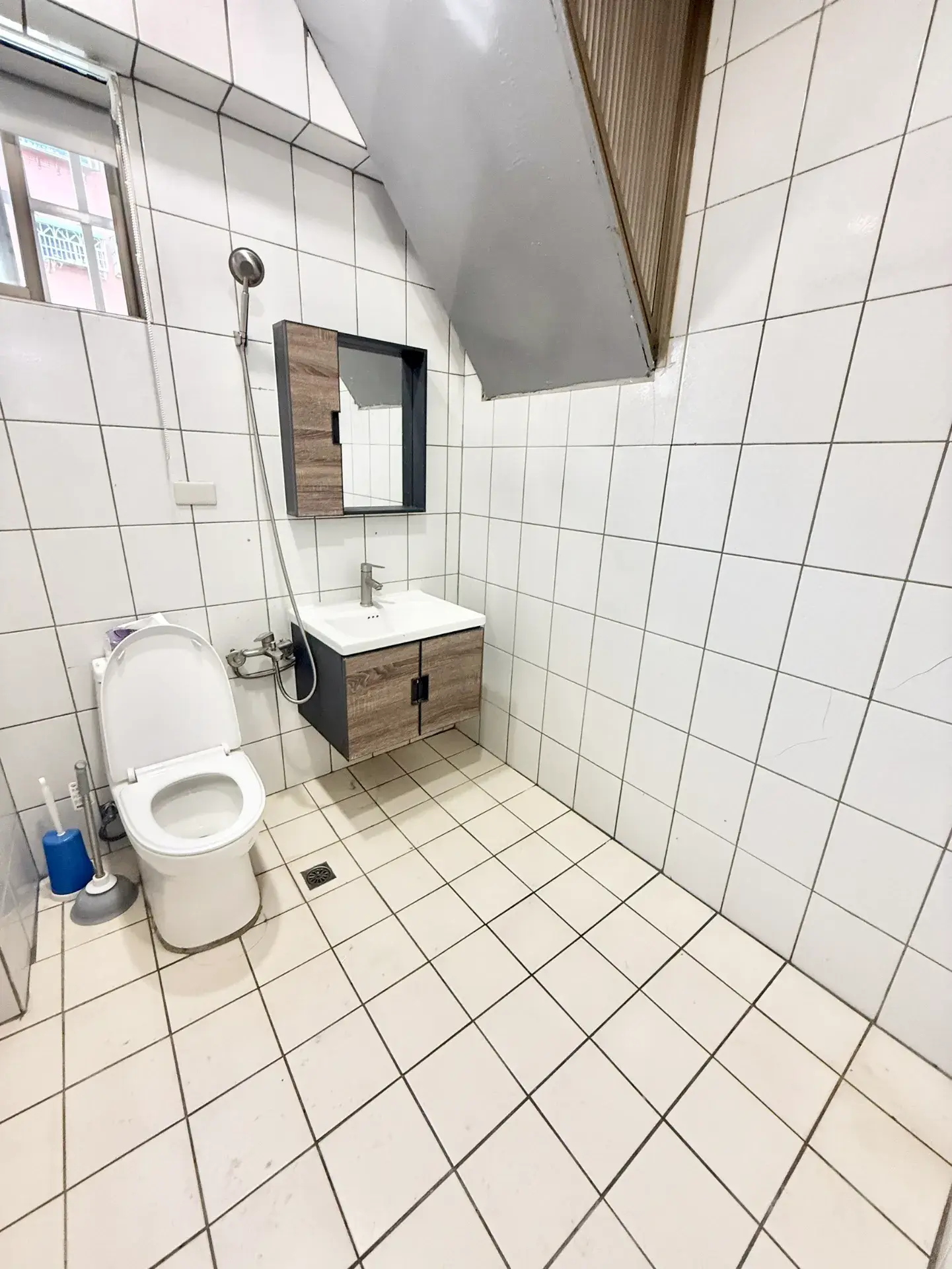 S 107905056 0