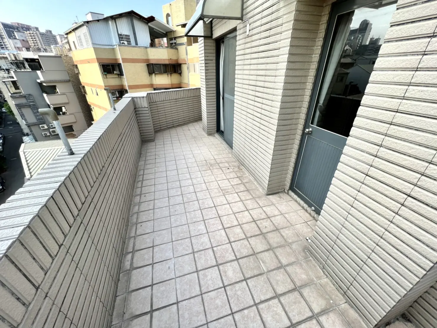 S 93872183 0
