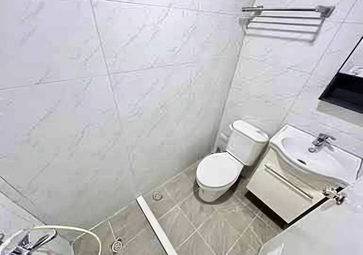 S 579026952 0