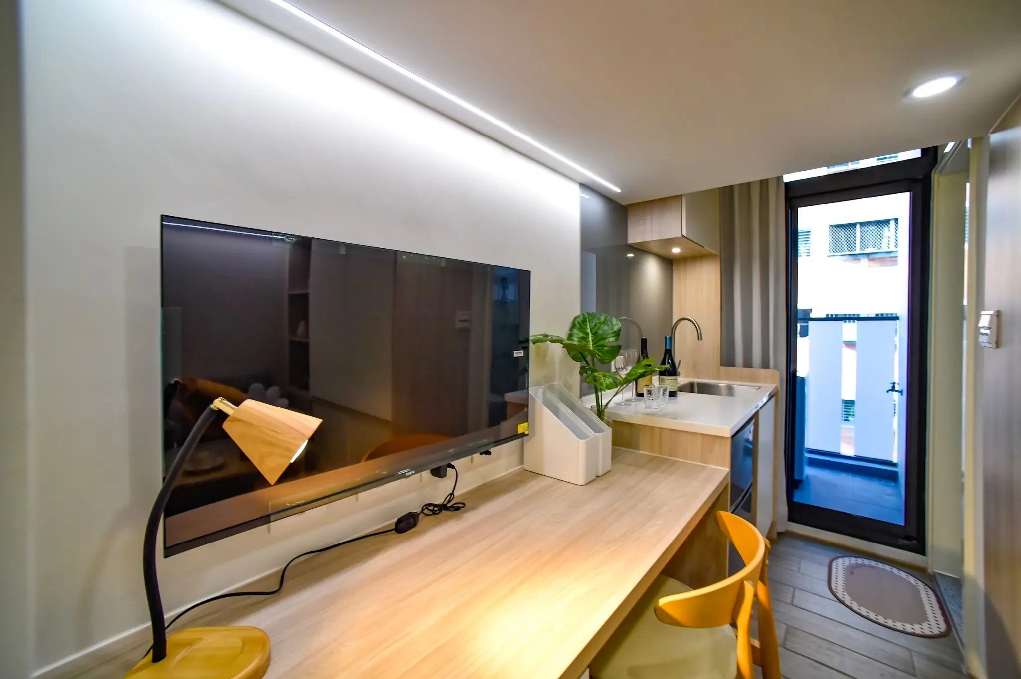 Line Album B2 260313 5 0