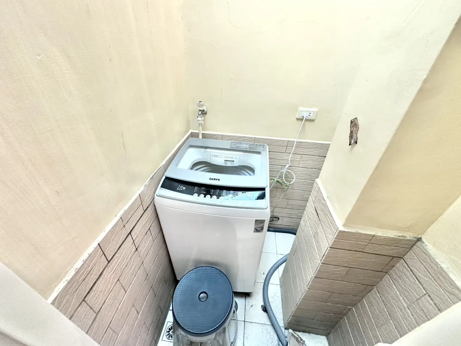S 50258593 0