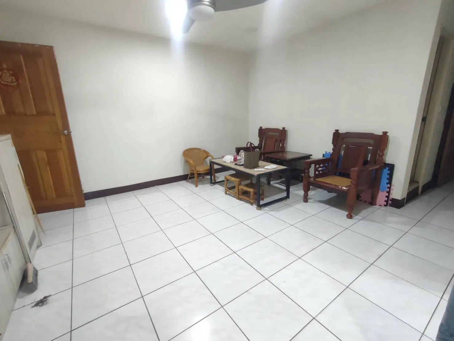 S 49168634 0