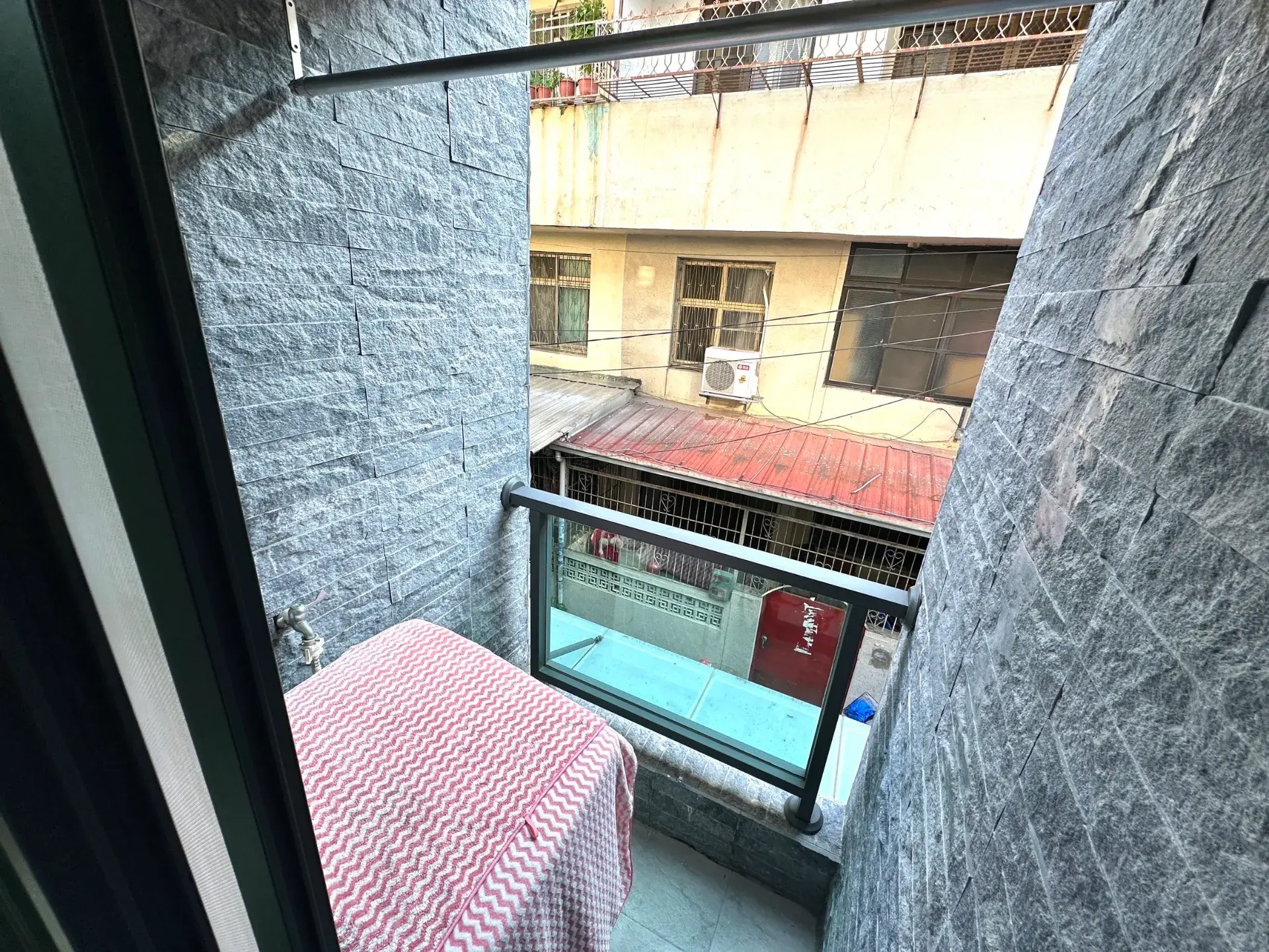S 19750974 0