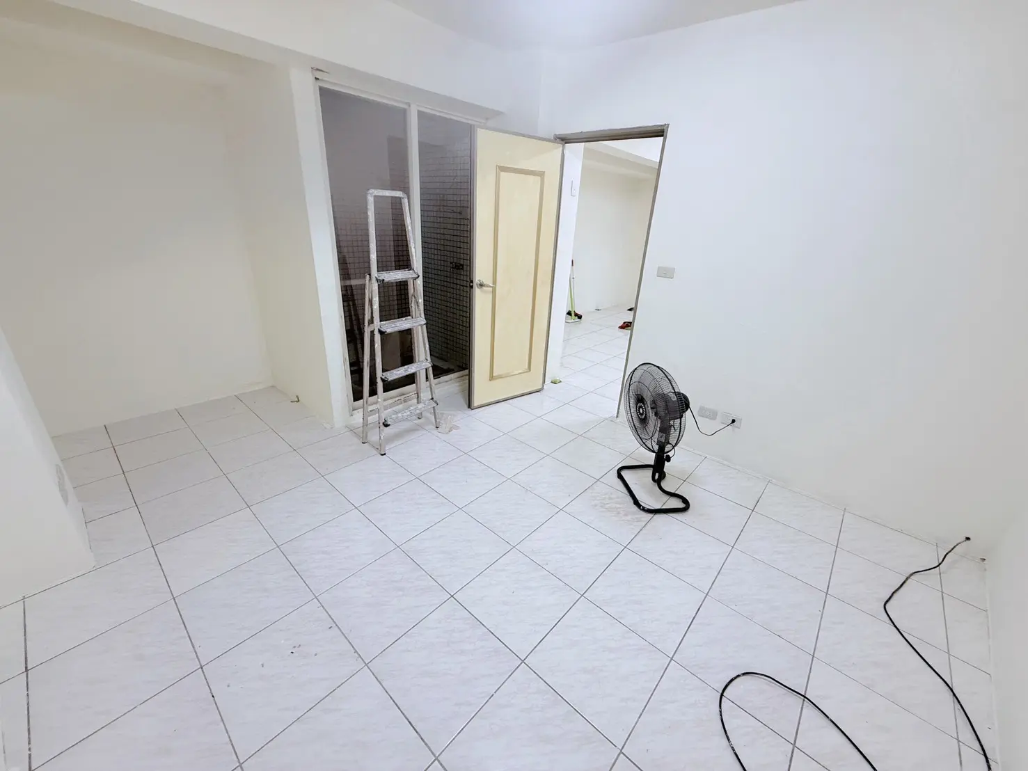 S 25985037 0