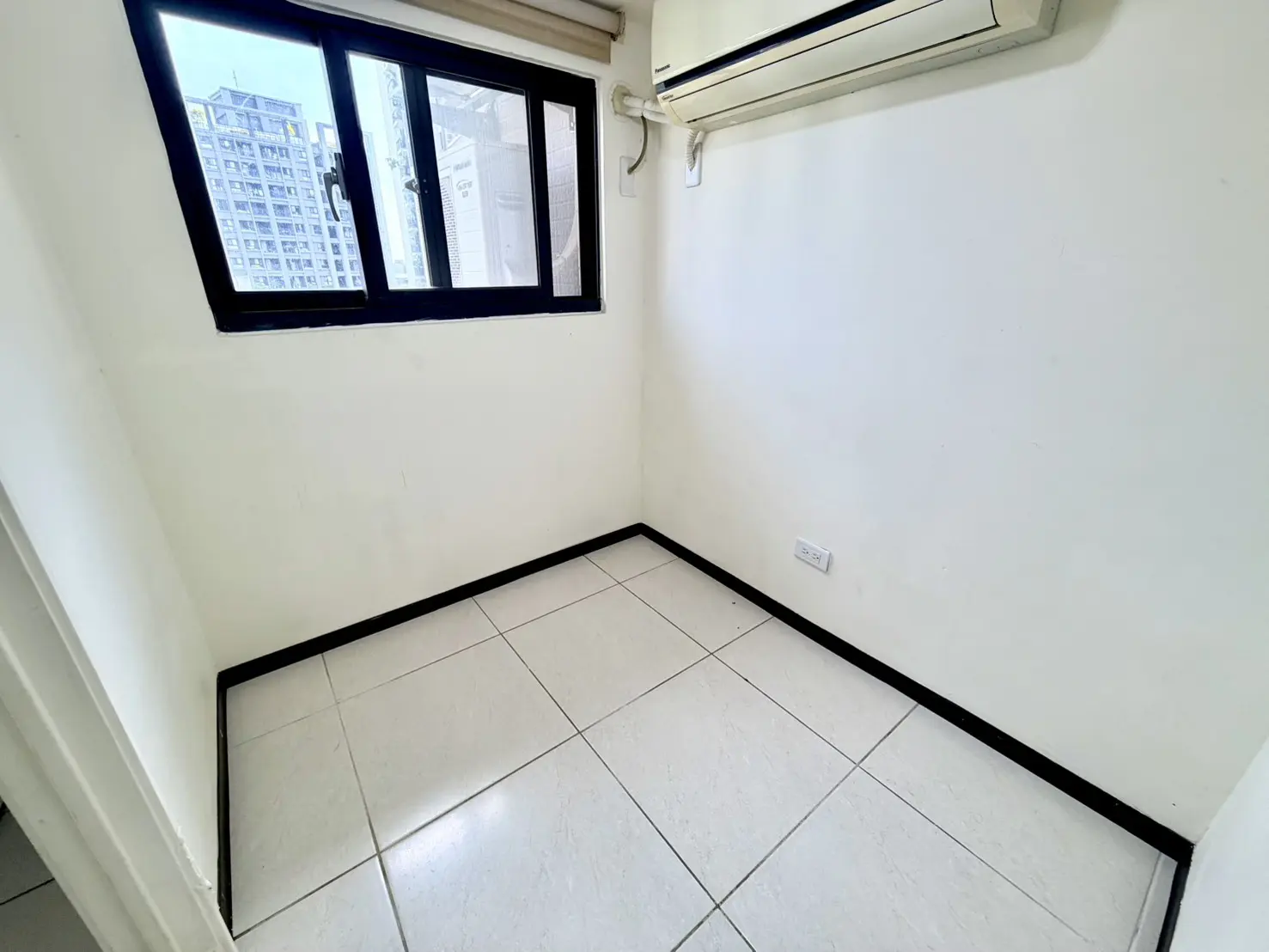 S 10232147 0