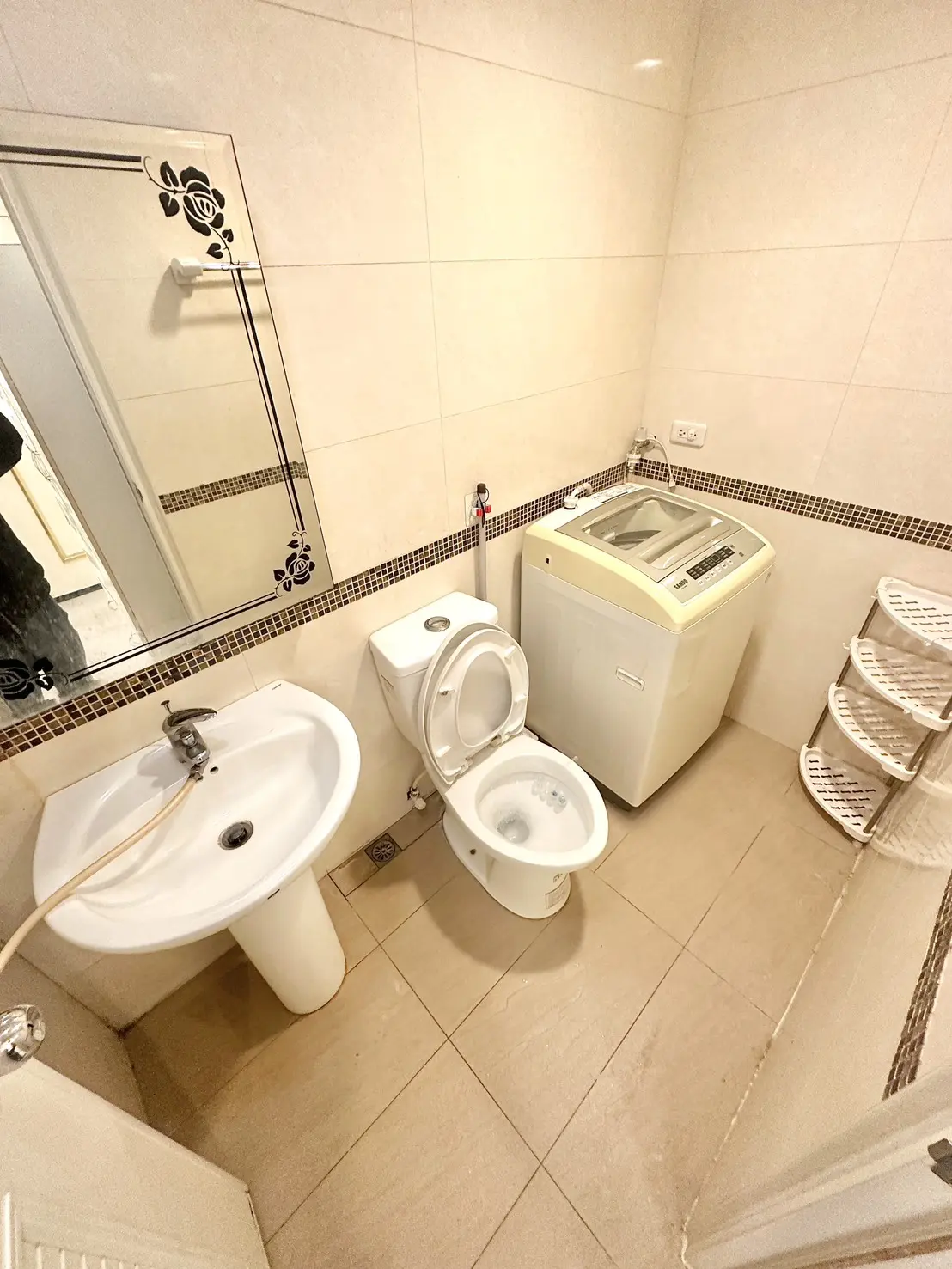 S 13770796 0