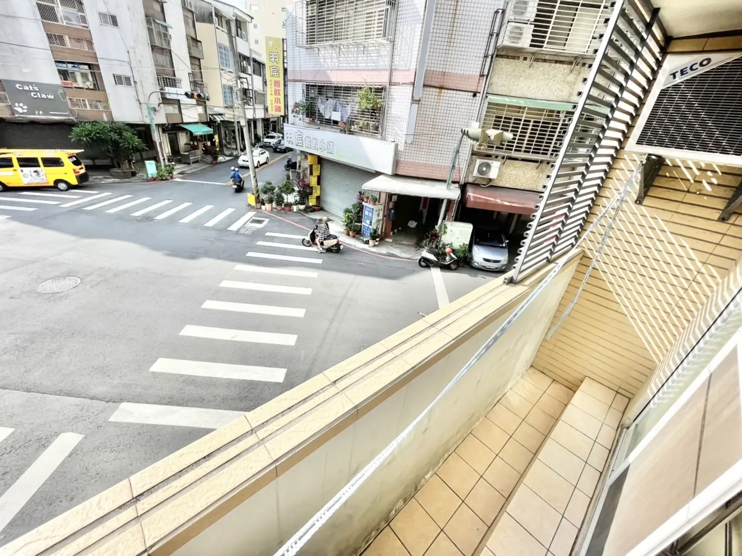 S 48734494 0