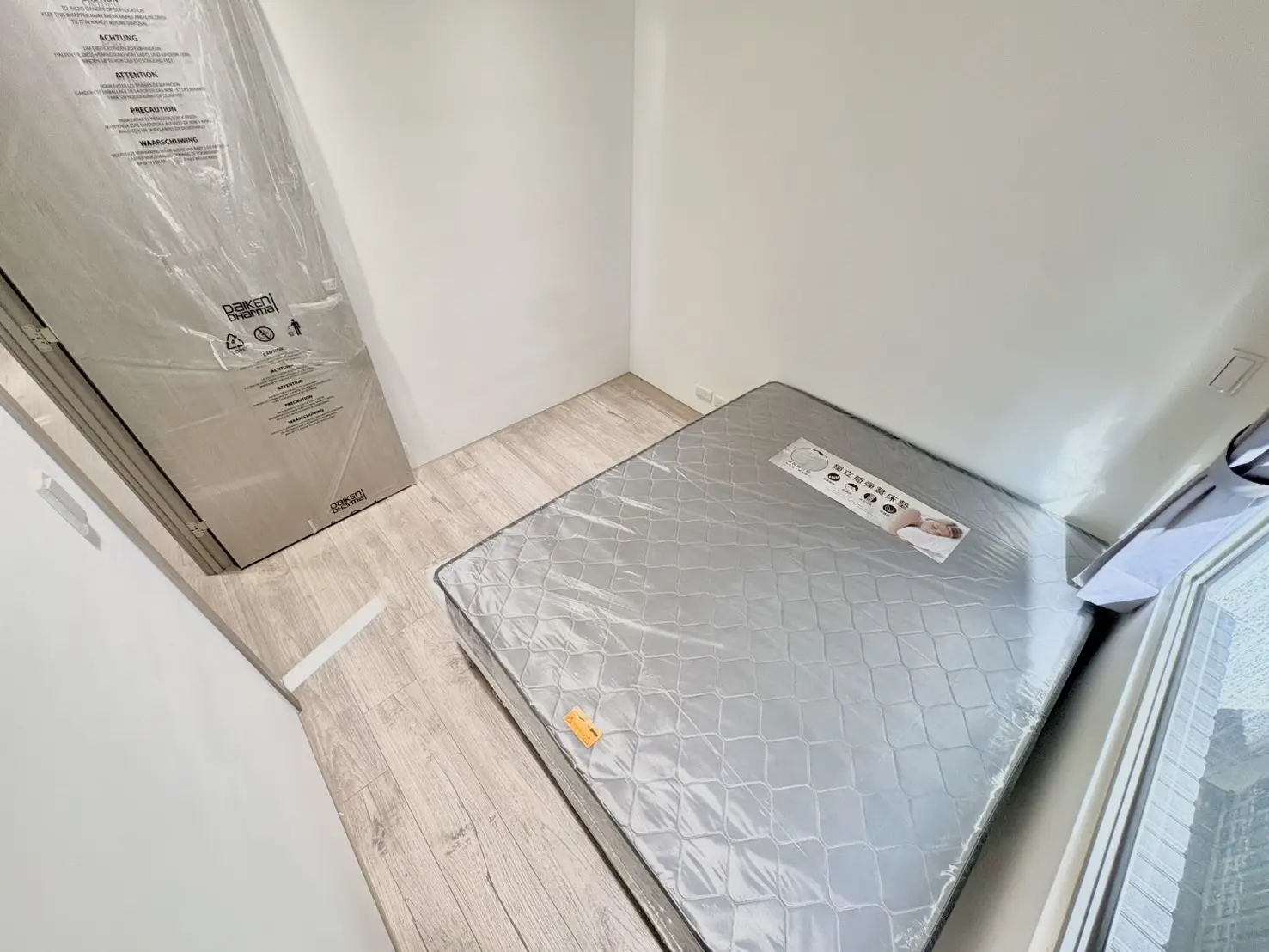 S 46055468 0