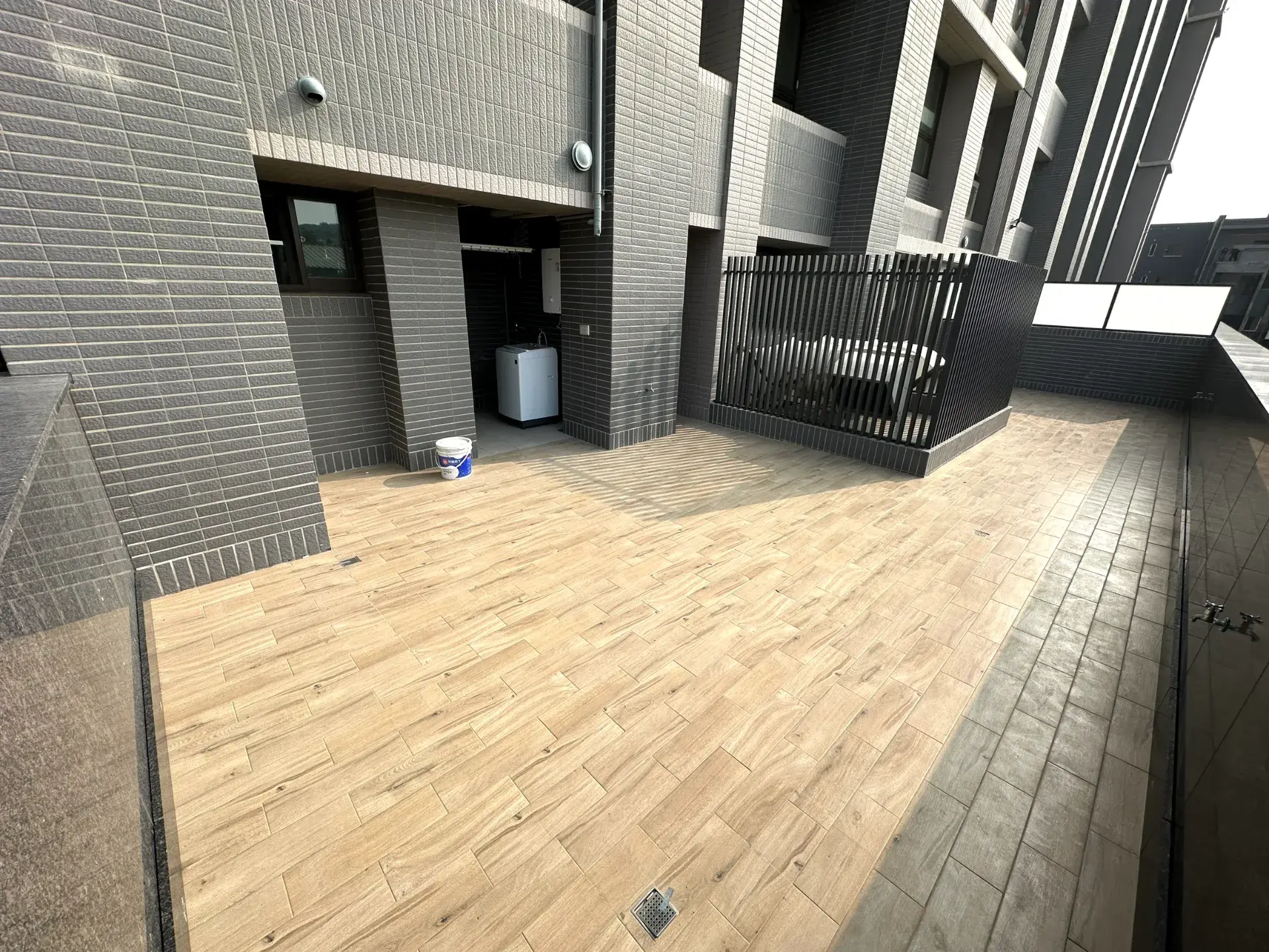 S 21946586 0