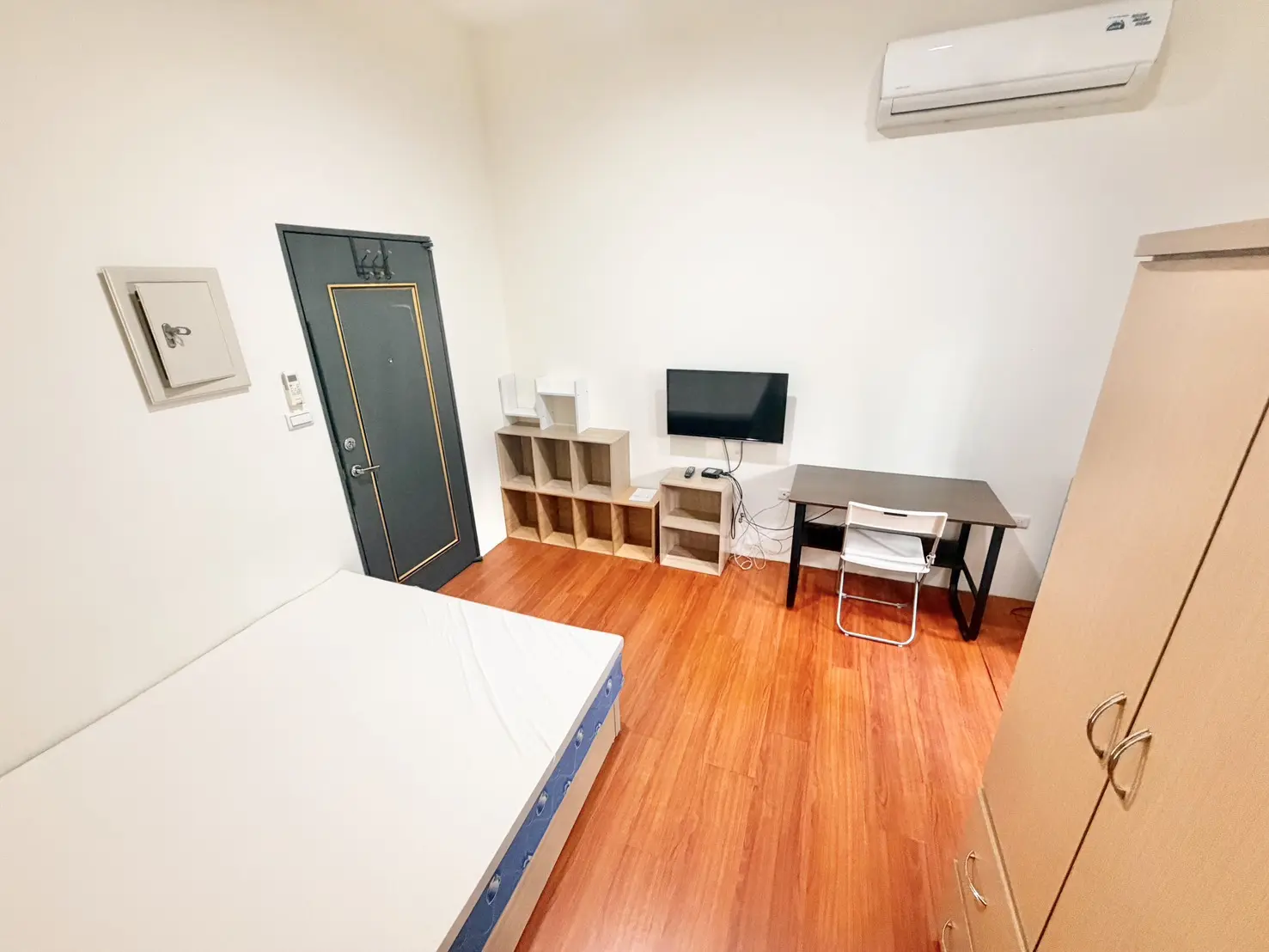 S 49799747 0