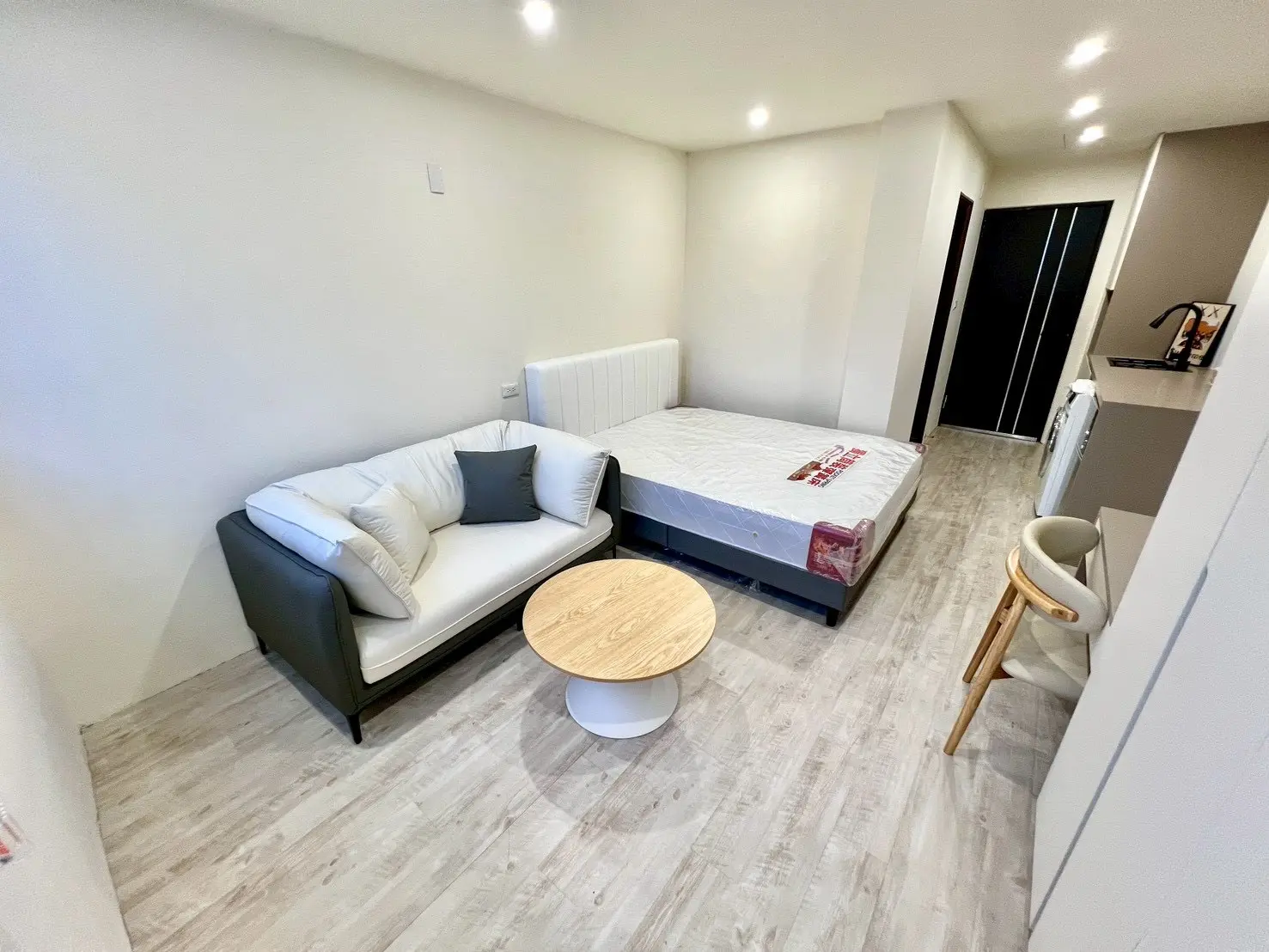 S 607428627 0