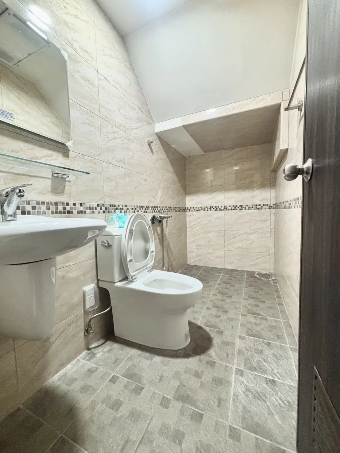 S 239280282 0